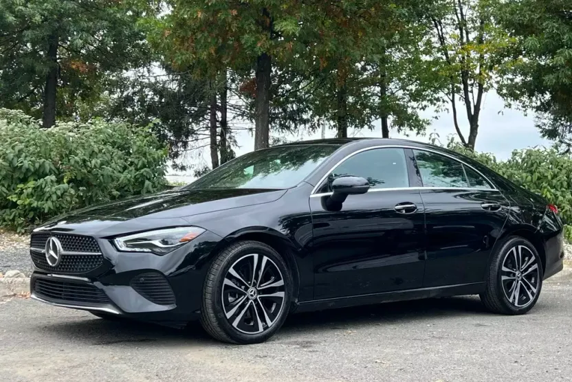 2025 Mercedes Benz CLA 250 4MATIC photo 1