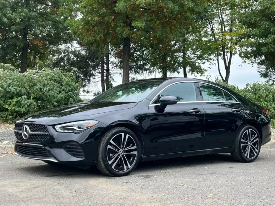 2025 Mercedes Benz CLA 250 4MATIC photo 1