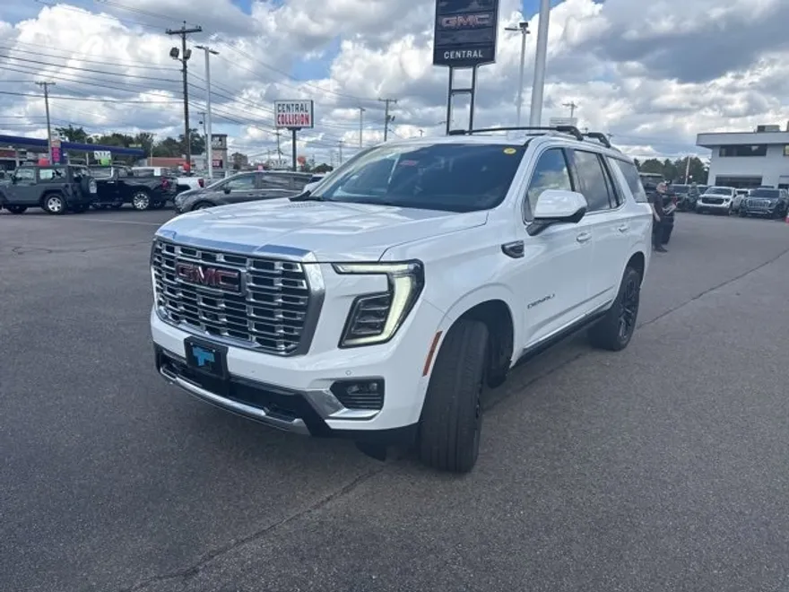 2026 Gmc Yukon Denali photo 1