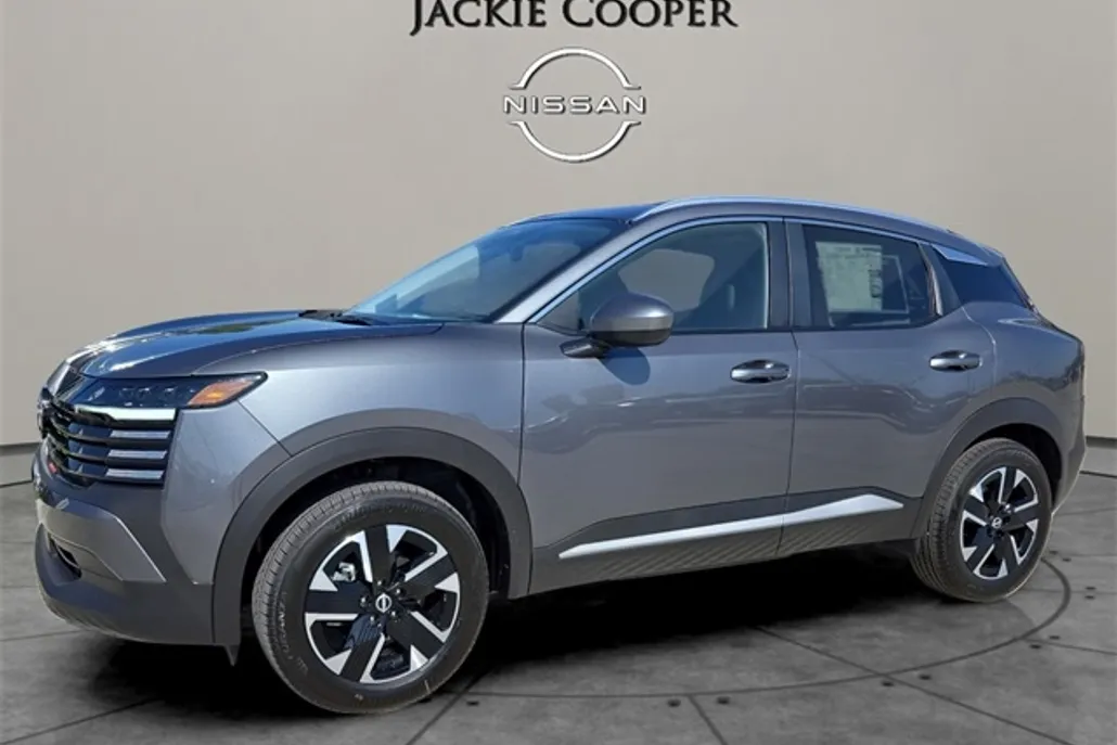 2025 Nissan Kicks SV photo 1
