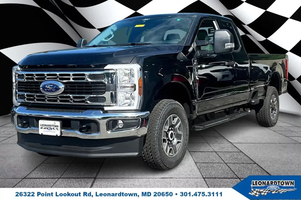 2025 Ford F-350 XLT photo 1