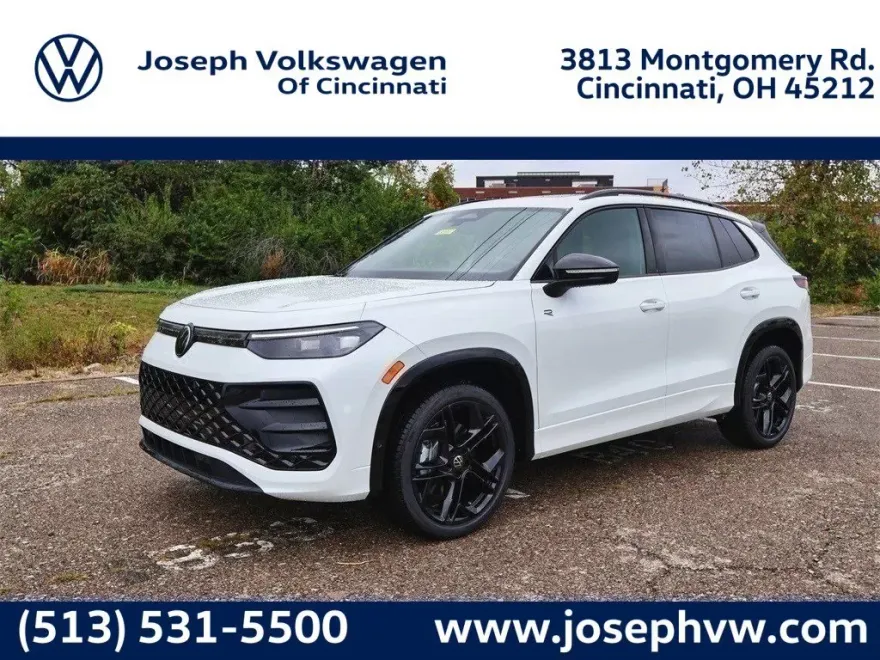 2025 Volkswagen Tiguan SE R-Line Black photo 1