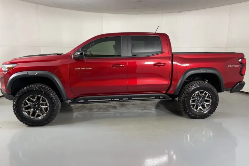 2026 Chevrolet Colorado ZR2 photo 1
