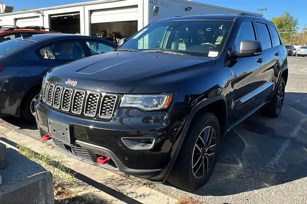 2021 Jeep Grand Cherokee Trailhawk photo 1