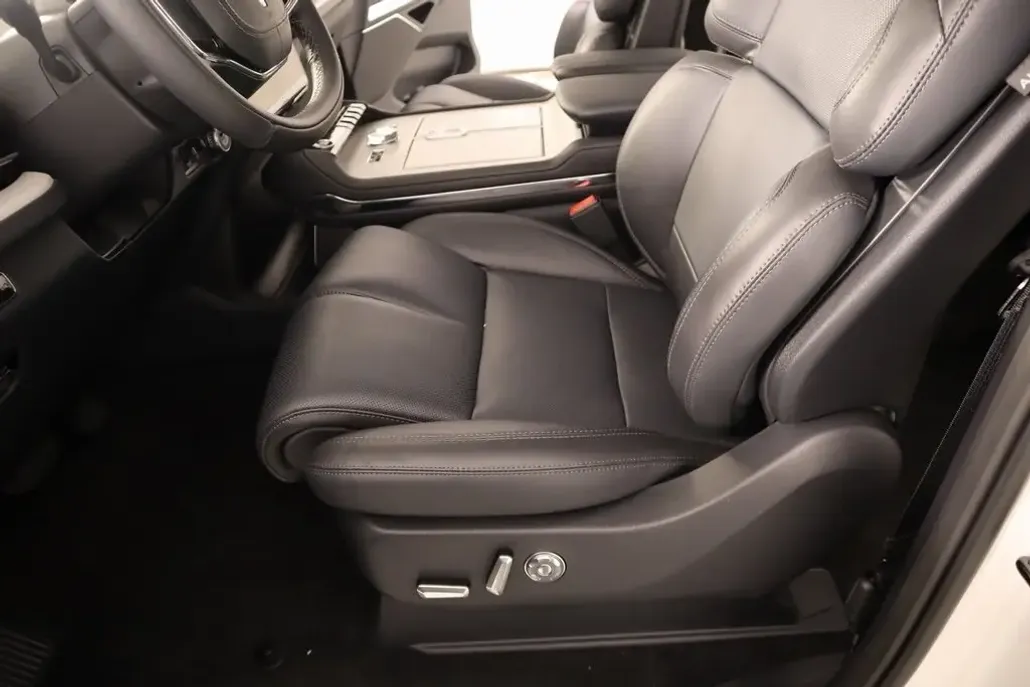 2025 Lincoln Navigator Reserve photo 1