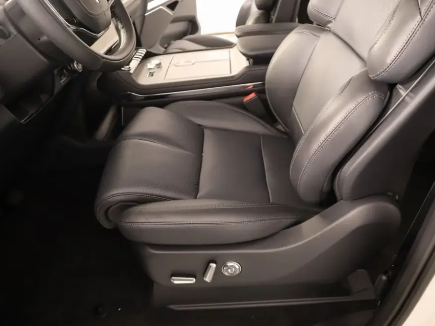 2025 Lincoln Navigator Reserve photo 1