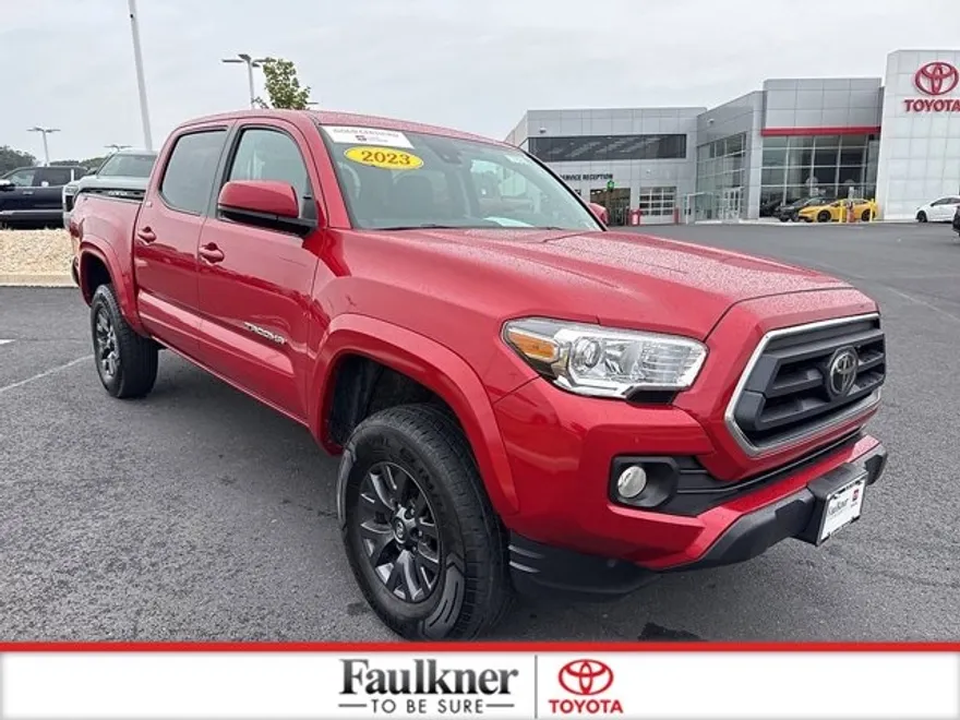 2023 Toyota Tacoma 4x4 SR Double Cab V6 photo 1