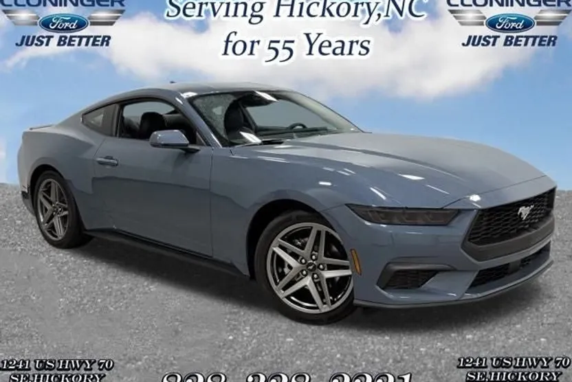 2025 Ford Mustang EcoBoost Premium photo 1