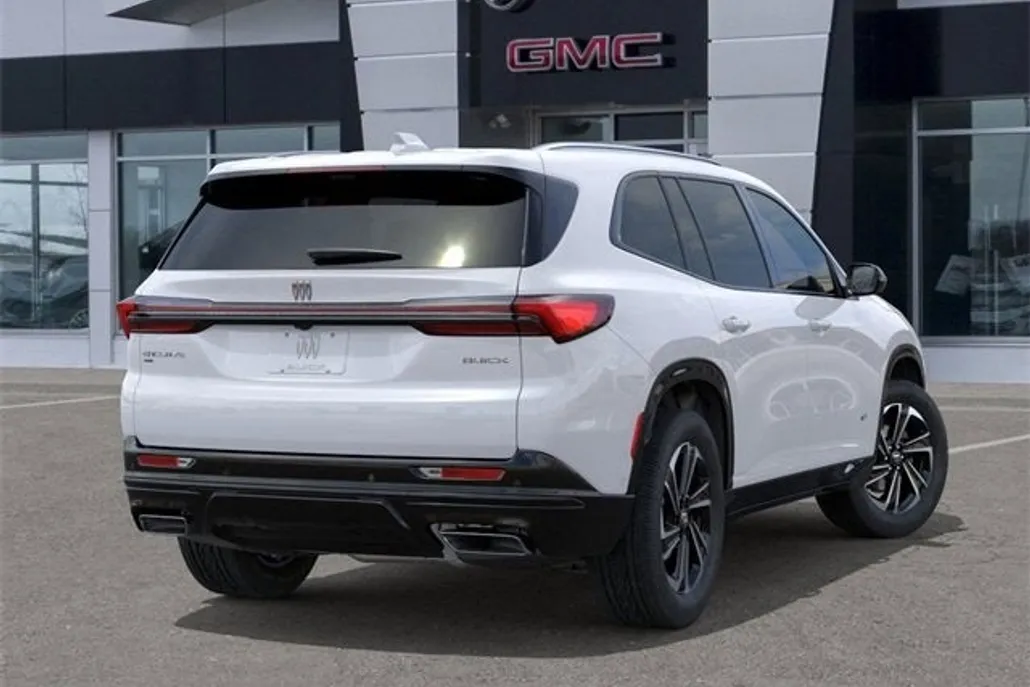 2026 Buick Enclave Sport Touring photo 1