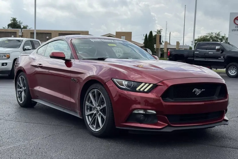 2016 Ford Mustang GT photo 1