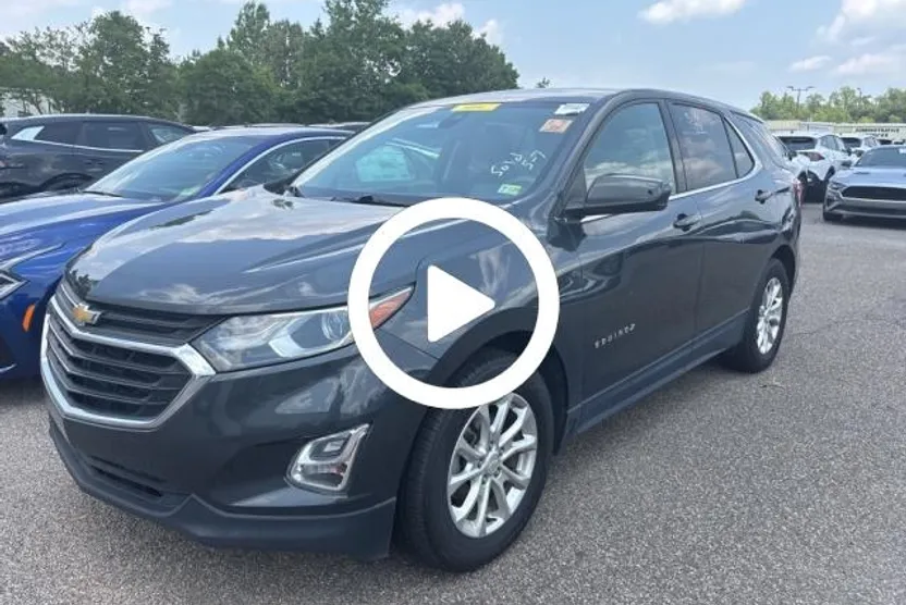 2020 Chevrolet Equinox LT photo 1