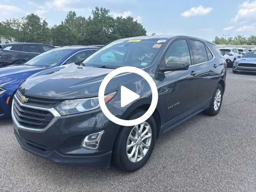 2020 Chevrolet Equinox LT photo 1