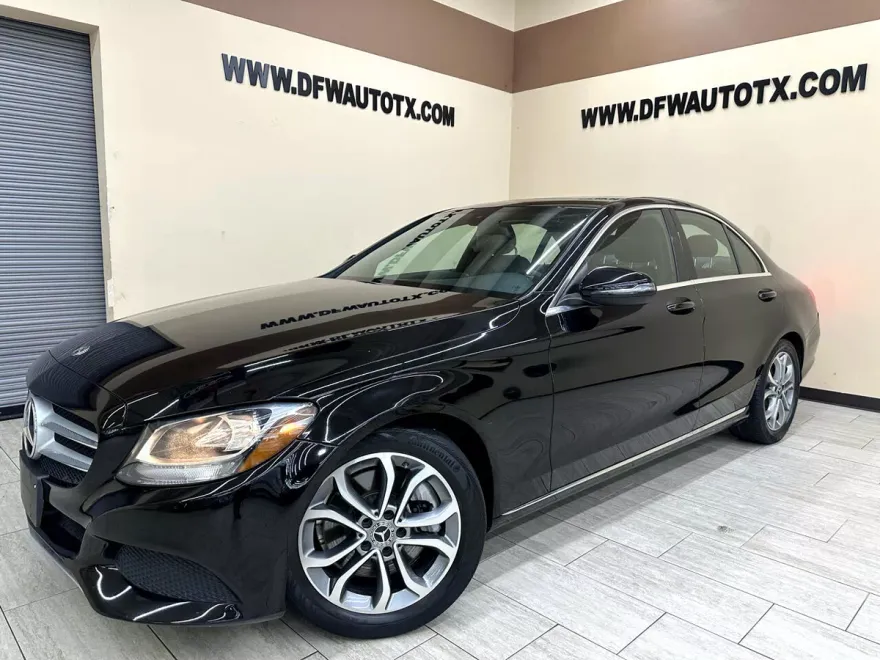 2018 Mercedes Benz C 300 Sedan photo 1