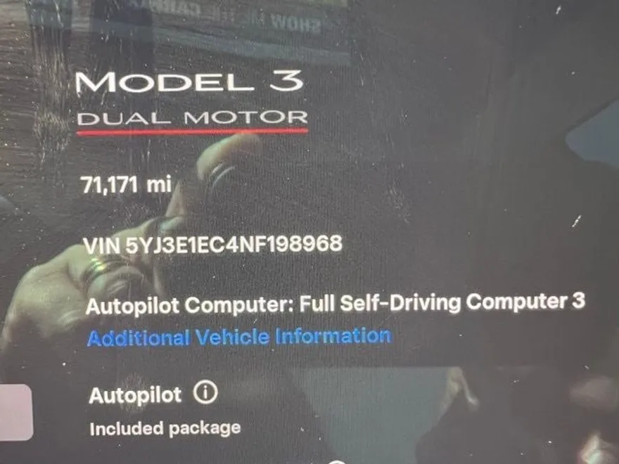 2022 Tesla Model 3 Performance photo 24
