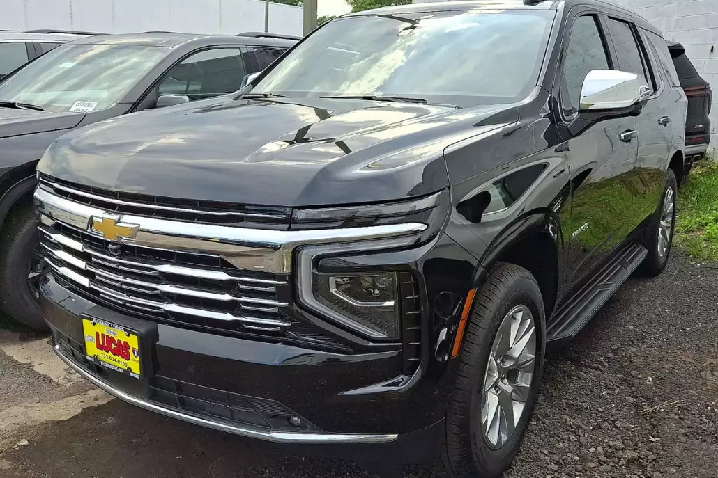 2025 Chevrolet Tahoe Premier photo 1