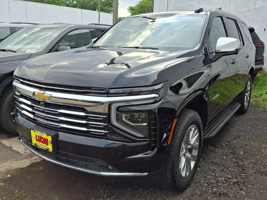 2025 Chevrolet Tahoe Premier photo 1