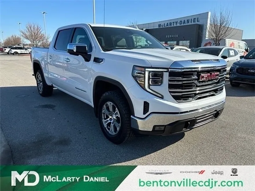 2024 Gmc Sierra 1500 SLT photo 1