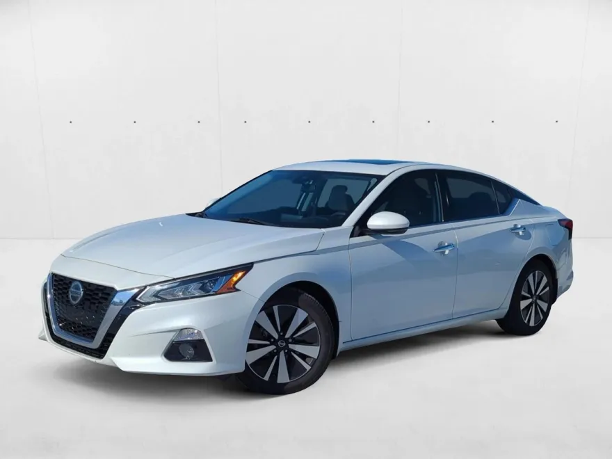 2021 Nissan Altima 2.5 SL photo 1