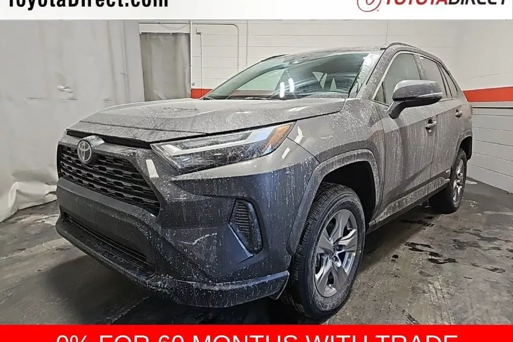 2025 Toyota RAV4 Hybrid XLE photo 1