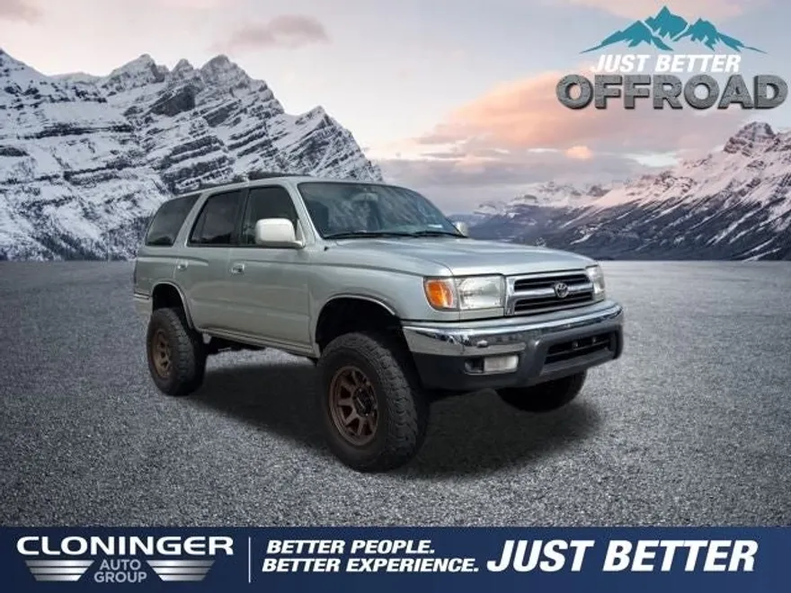 1999 Toyota 4Runner SR5 4WD photo 1