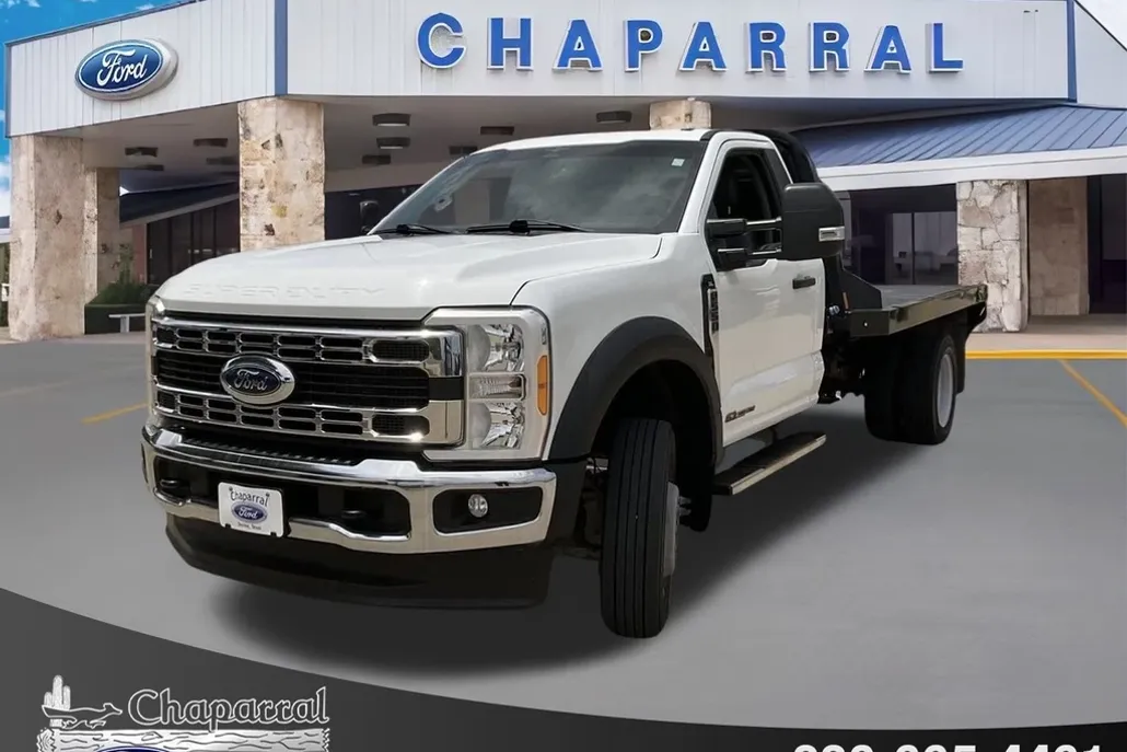 2023 Ford F-550 XL photo 1