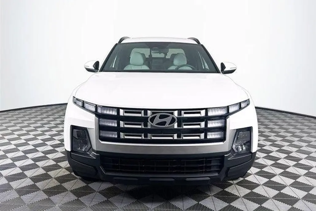 2025 Hyundai Santa Cruz SEL Activity photo 1