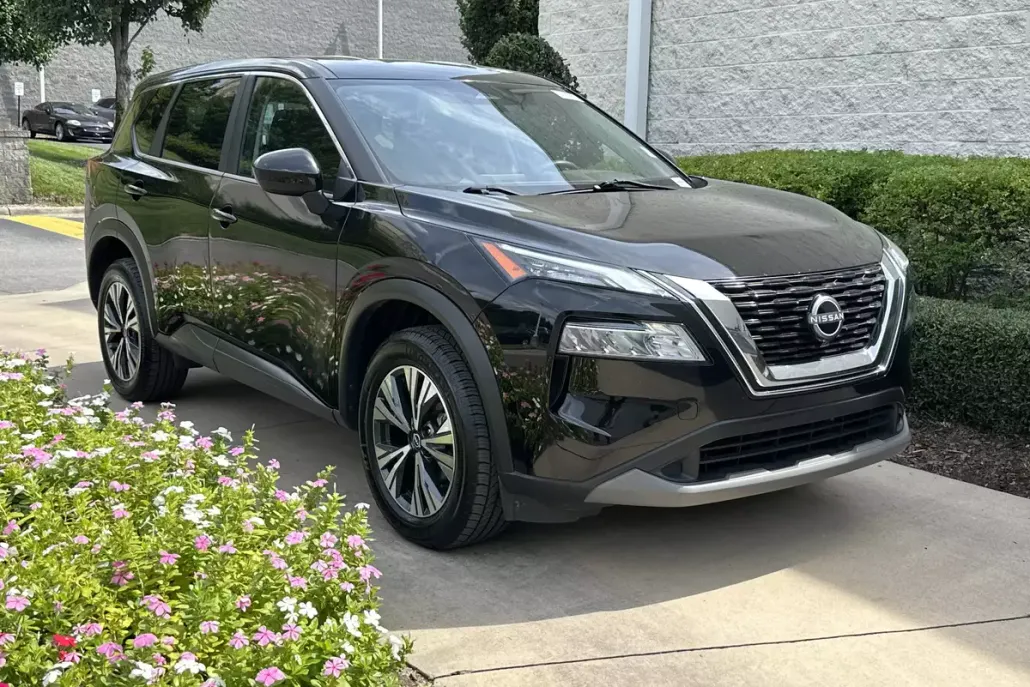 2023 Nissan Rogue SV photo 1