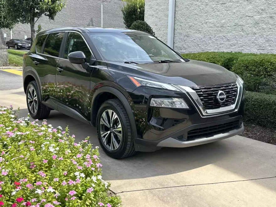 2023 Nissan Rogue SV photo 1