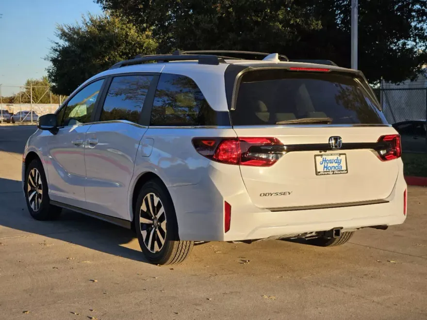 2025 Honda Odyssey EX-L photo 4