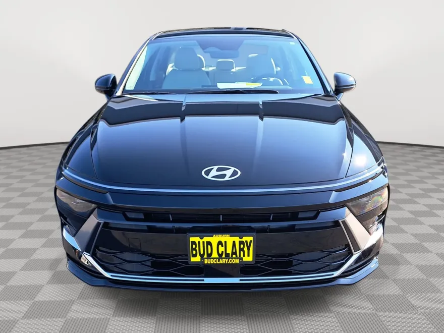 2024 Hyundai Sonata SEL photo 1