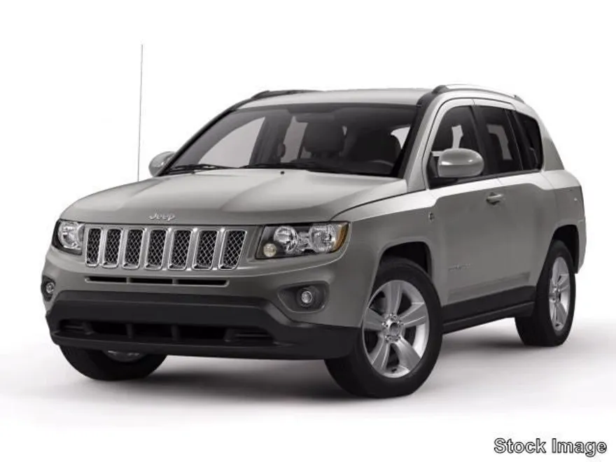 2015 Jeep Compass Latitude photo 1