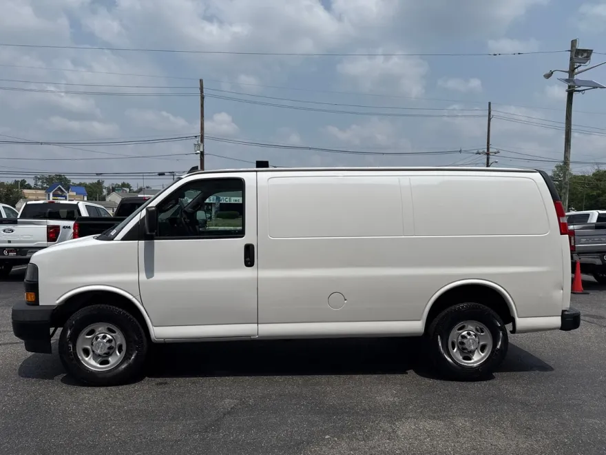2020 Chevrolet Express 2500 Cargo Work Van photo 1