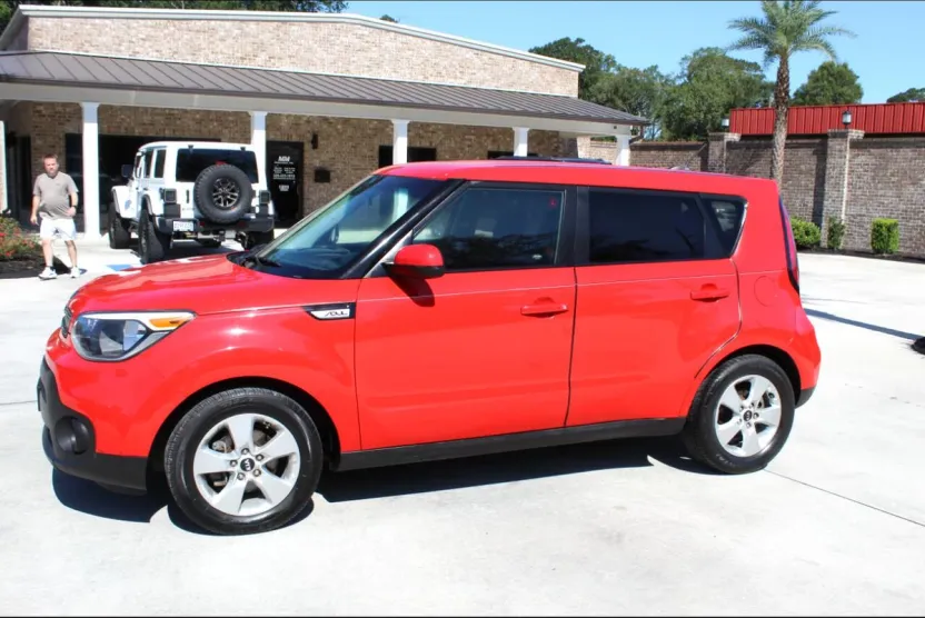 2019 Kia Soul Base photo 1