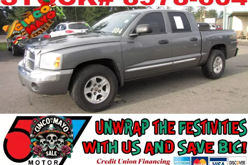 2005 Dodge Dakota Laramie Quad Cab photo 1