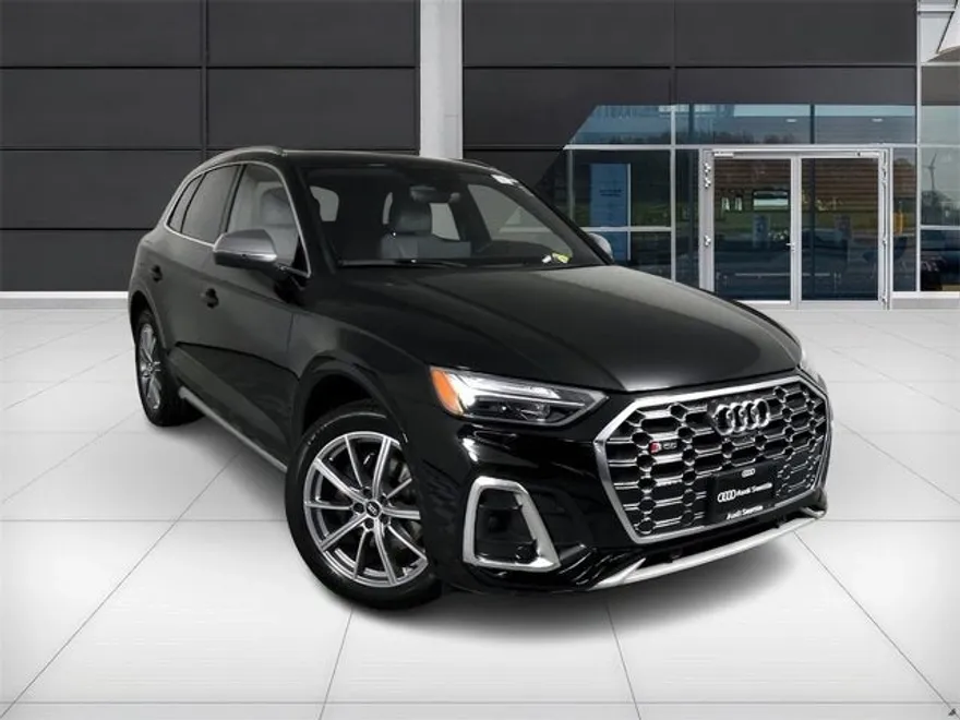 2023 Audi SQ5 Premium Plus photo 1