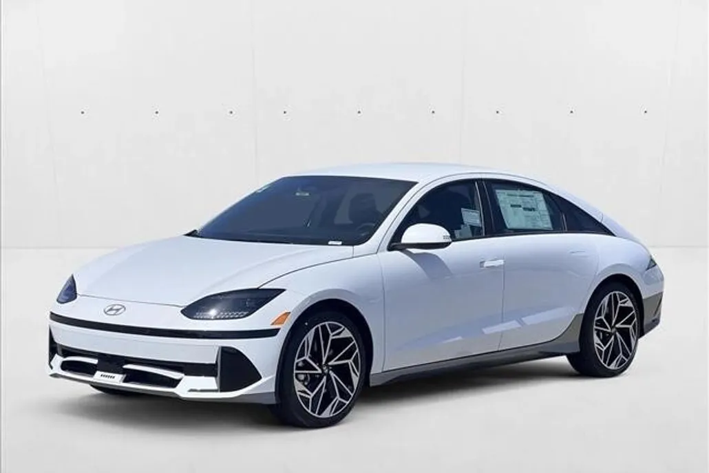 2025 Hyundai Ioniq 6 SEL photo 1