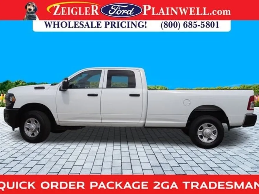 2023 Ram 3500 Tradesman photo 1