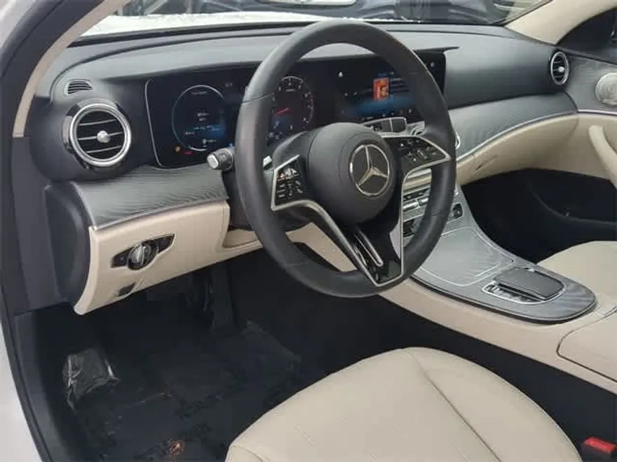 2023 Mercedes Benz E 350 photo 1