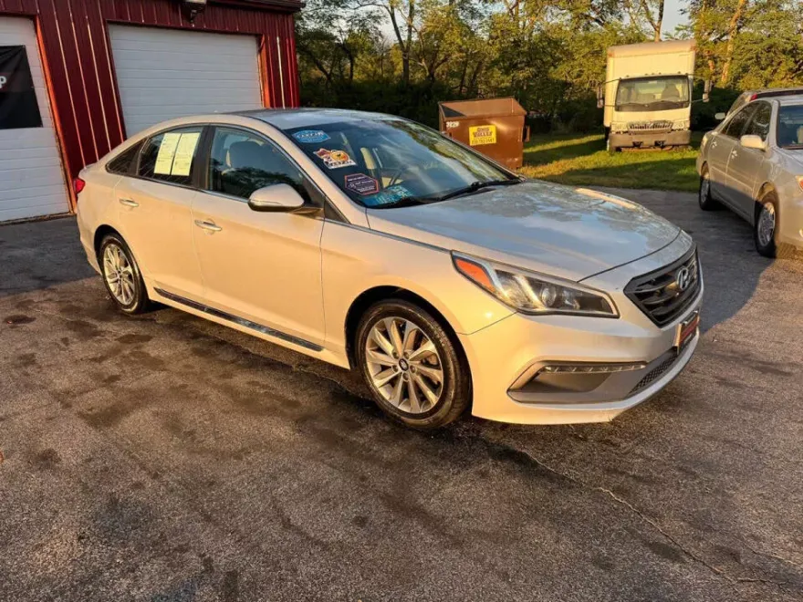 2015 Hyundai Sonata Sport photo 1