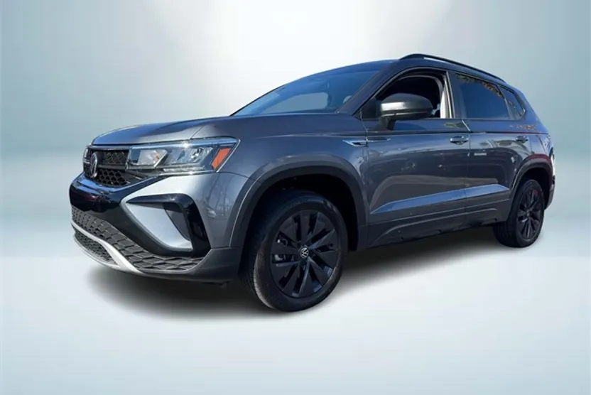 2022 Volkswagen Taos S photo 1