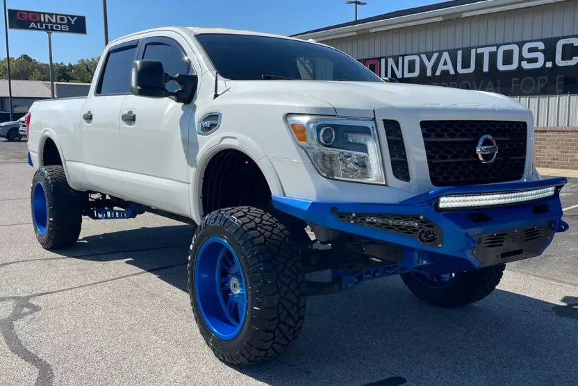 2016 Nissan Titan PRO-4X photo 1