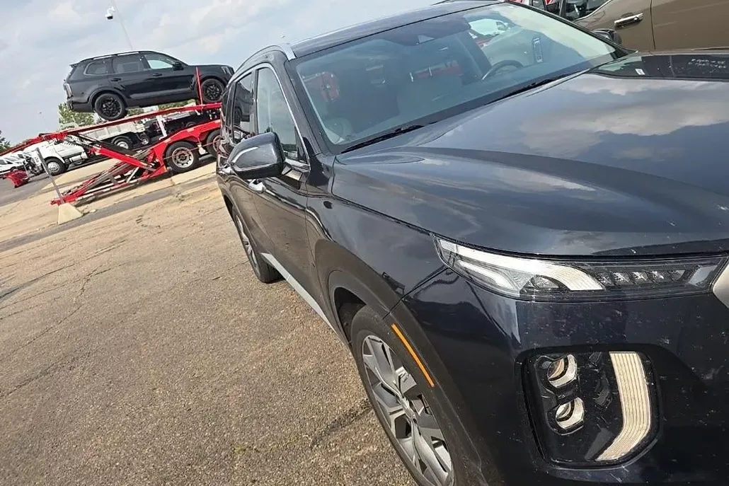 2021 Hyundai Palisade SEL photo 1