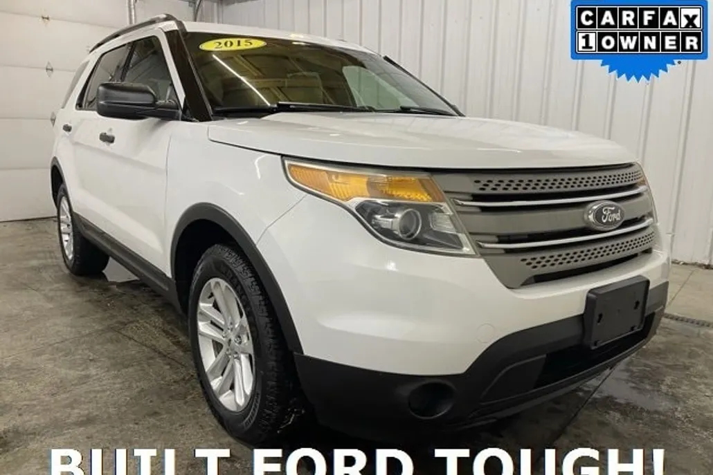 2015 Ford Explorer Base photo 1