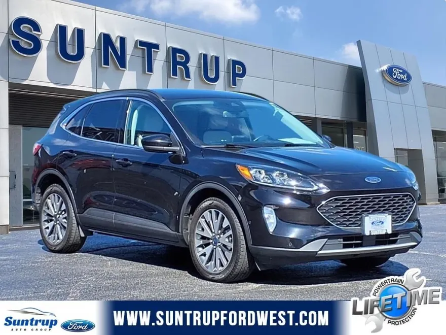 2021 Ford Escape Titanium photo 1