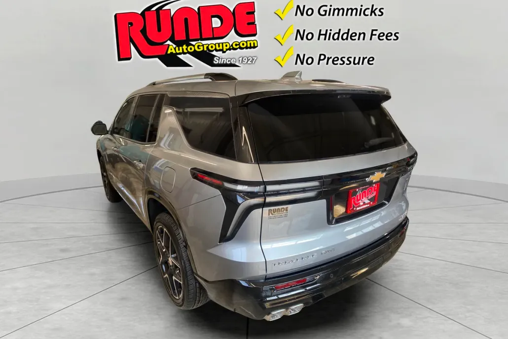 2026 Chevrolet Traverse High Country photo 1
