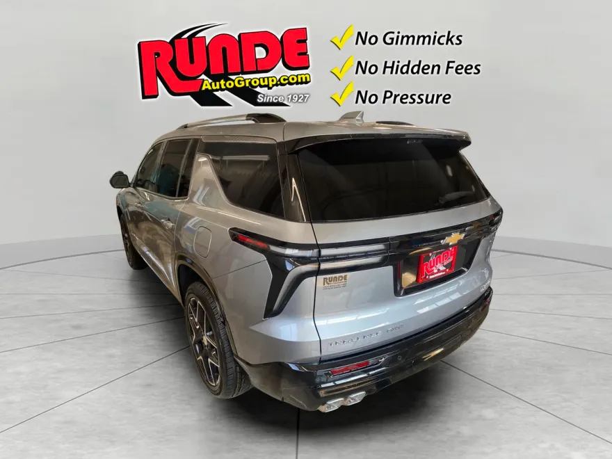 2026 Chevrolet Traverse High Country photo 1