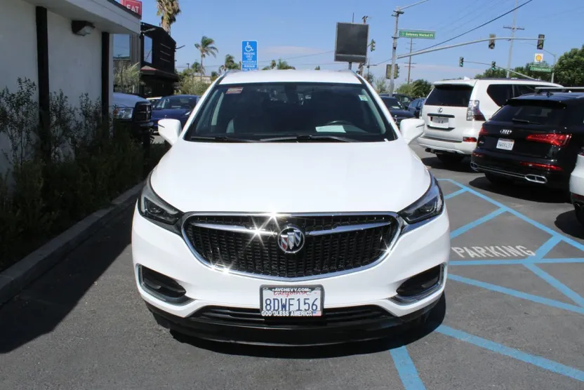 2019 Buick Enclave Essence photo 1