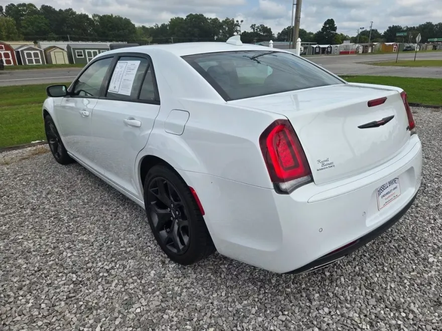 2023 Chrysler 300 S photo 1