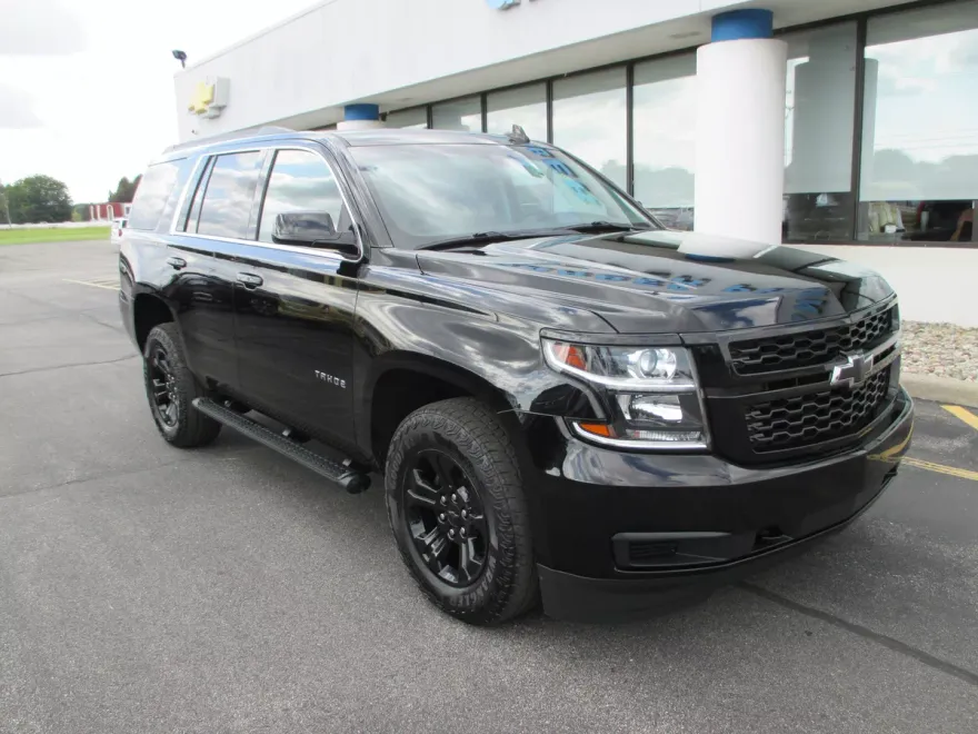 2019 Chevrolet Tahoe LS photo 1