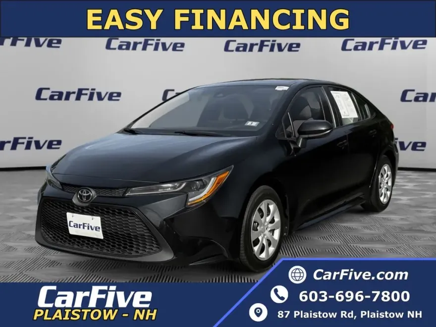 2022 Toyota Corolla LE photo 1